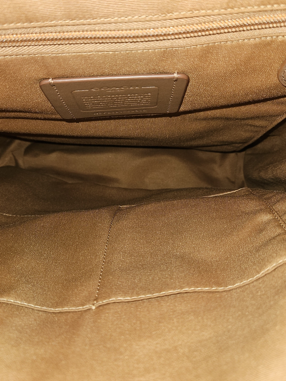 Rare Coach CJ516 Colorblock Sprint Backpack Excellent Condition!!MSRP$750 - Picture 10 of 14